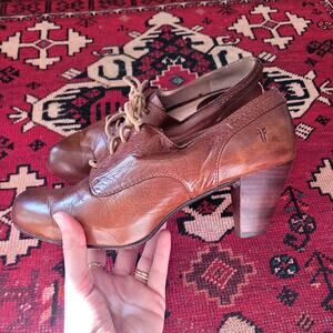 FRYE Oxford Pumps Brown Leather Sz 9